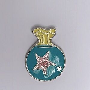 Disney Parks Pin - 2005 Cast Lanyard Series- Finding Nemo- Peach In Bag